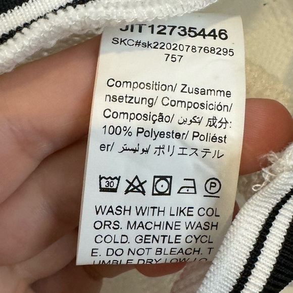 SHEIN White with Black Stripes V-Neck Varsity Cropped Sweater Vest Size 11-12Y☀️ - Picture 12 of 12